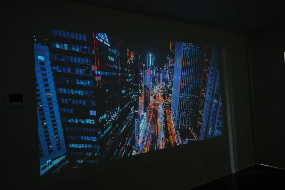 Nebula P1 最大120インチ投影