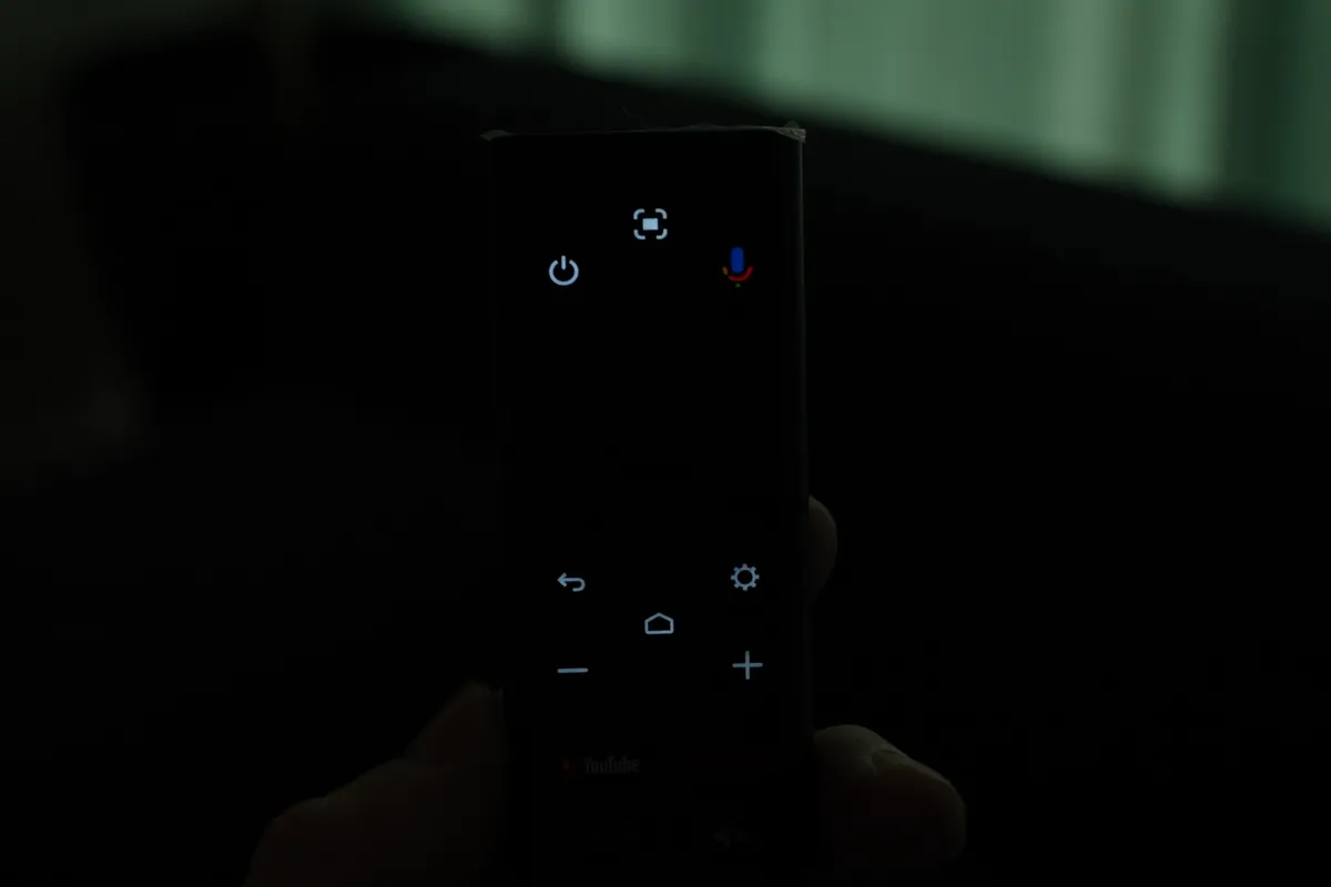 Nebula P1 リモコンのバックライト