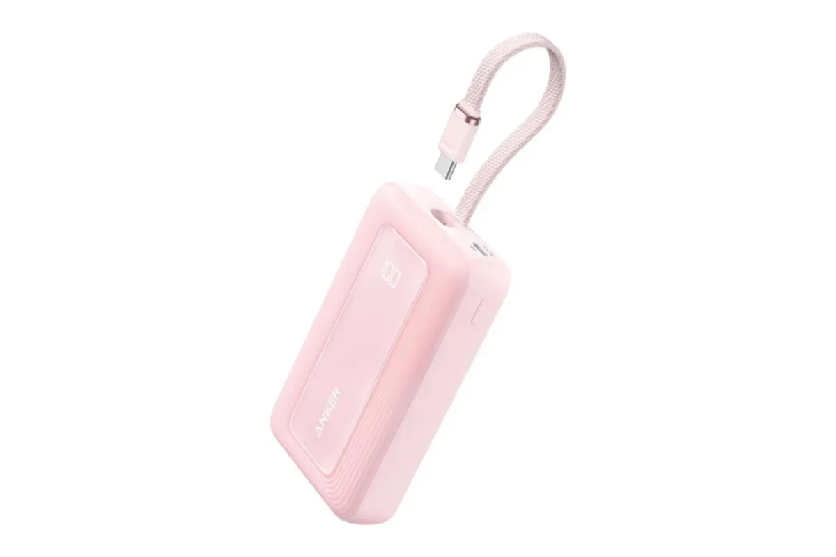 Anker Zolo Power Bank（10000mAh, 30W, USB-C内蔵）の商品画像。カラーはピンク。