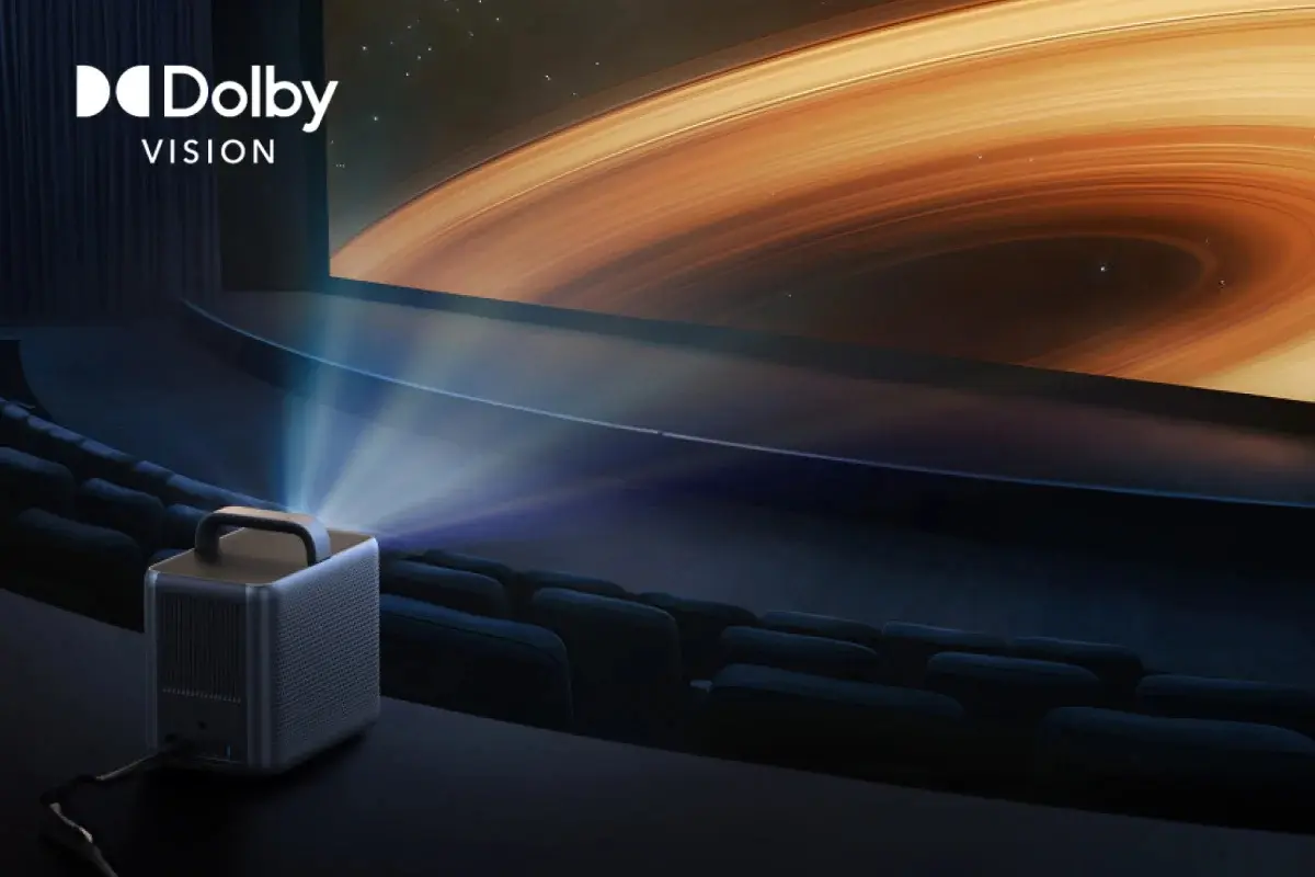 Nebula Cosmos 4K SEによるDolby Vision対応のイメージビジュアル。映画館のような空間で深みのある色とコントラストを再現。