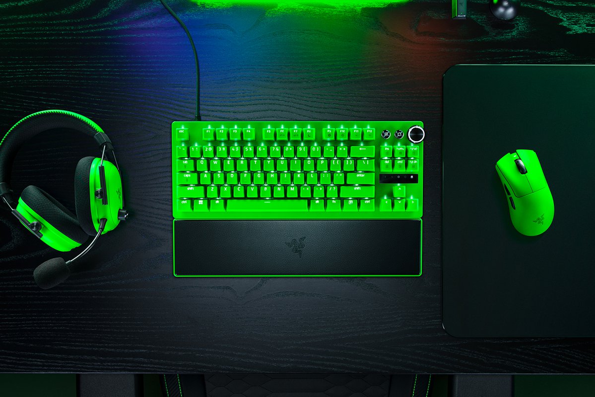 Huntsman V3 Pro 8KHzのEsports Green Editionカラー