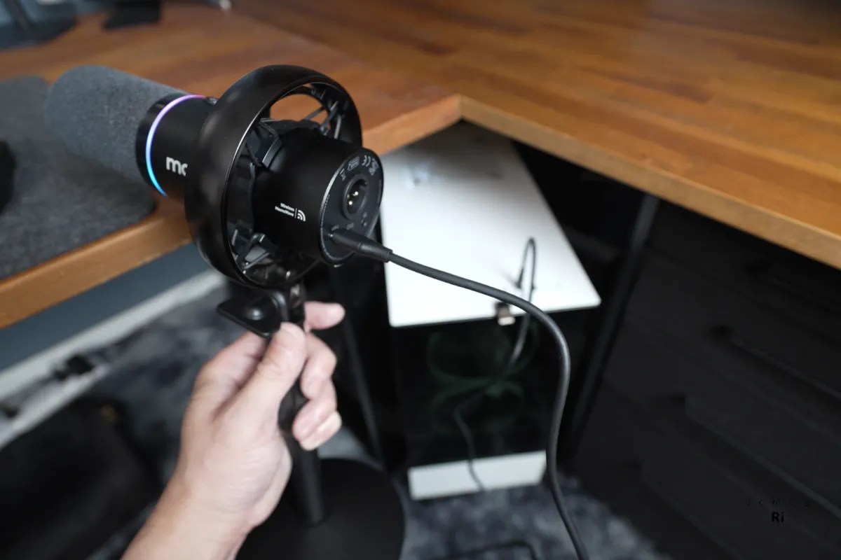 MAONO PD200WをUSBケーブルで接続