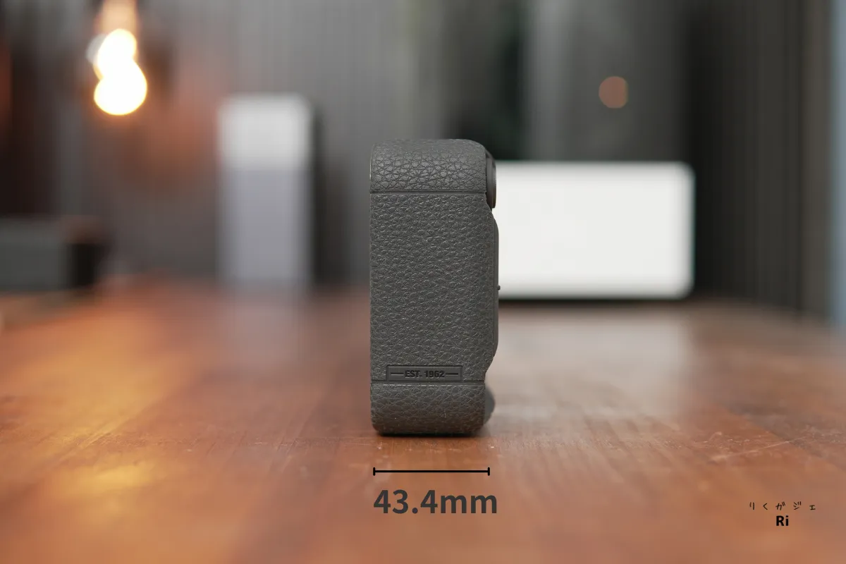 Marshall Willen IIの側面外観(厚さ43.4mm表示)